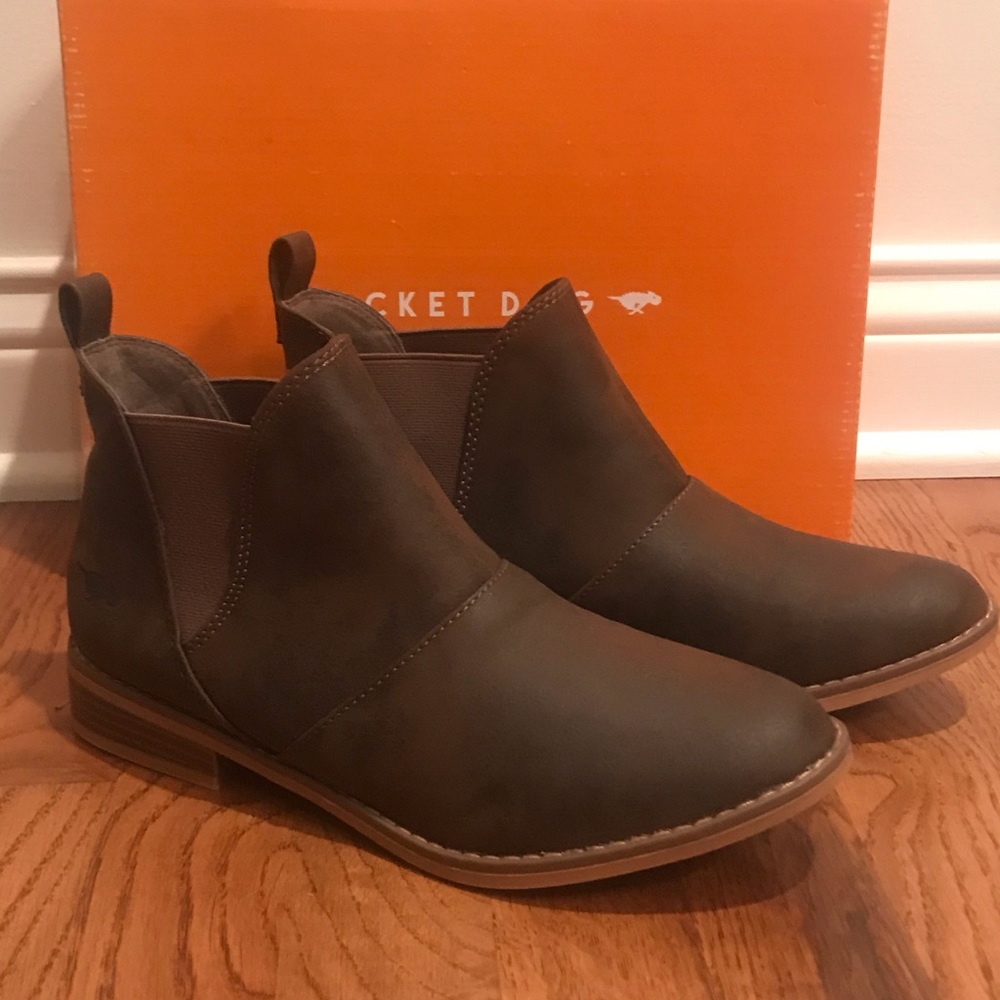 Rocket Dog Marlin Booties, 8.5